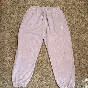 Nike Women’s Lilac Sweatpants